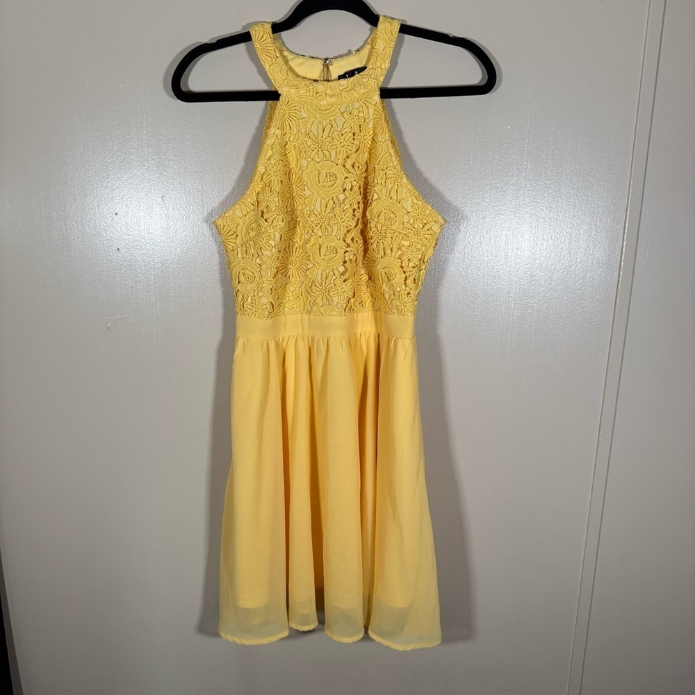 Lulus Lover’s Game Lace Halter Skater Mini Dress Light Yellow Size Small - Picture 2 of 9